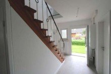 Eingang/Treppenhaus Freistehender Bungalow - modernisiert und idyllisch gelegen