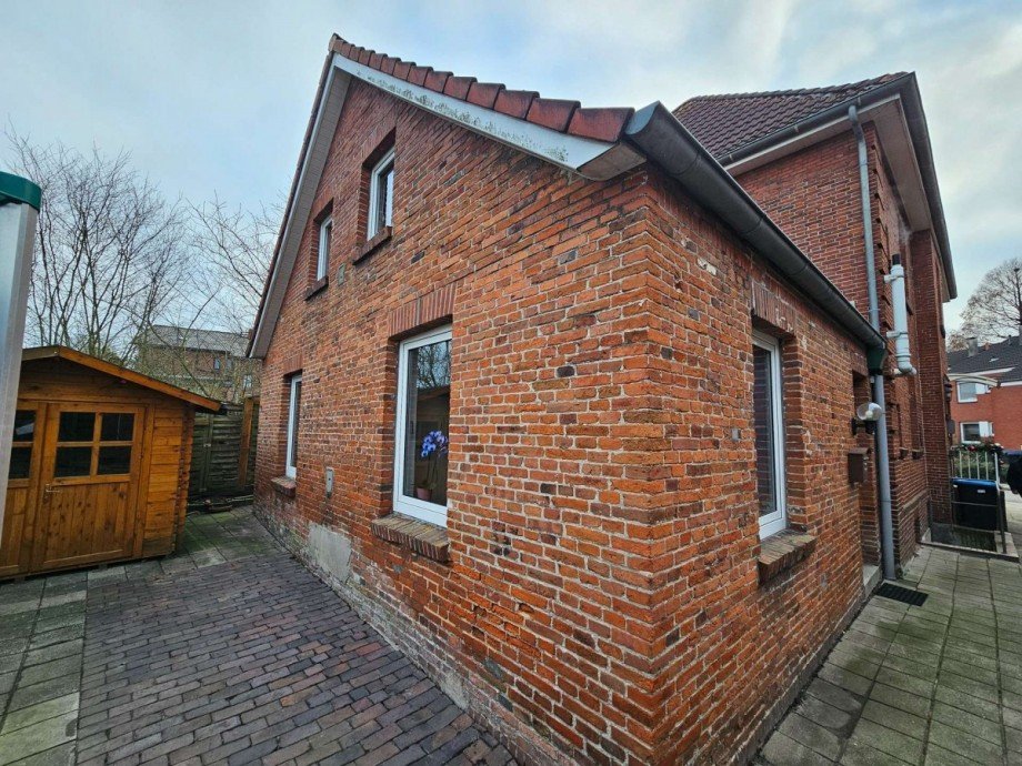 R�ckansicht Mehrfamilienhaus Weener