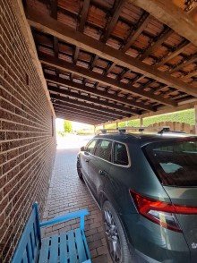 Carport Junges, modernes EFH in ruhiger Lage!