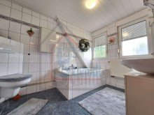 Badezimmer OG Charmantes Zuhause mit viel Platz - ruhig gelegen und zentrumsnah