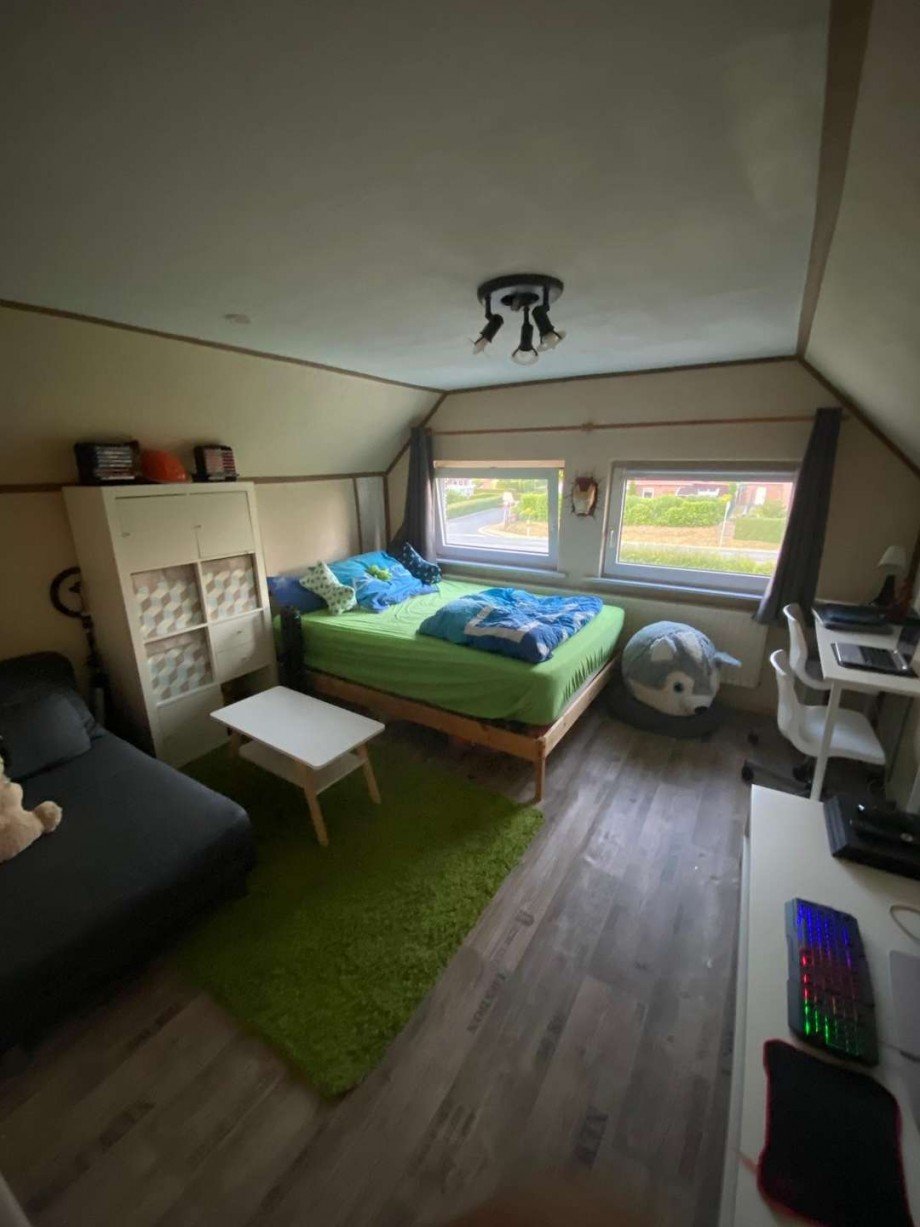 Schlafzimmer OG 1 Mehrfamilienhaus Jemgum