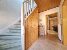 Flur EG / Treppe R�ckw�rtig unverbautes EFH in Hafenn�he!