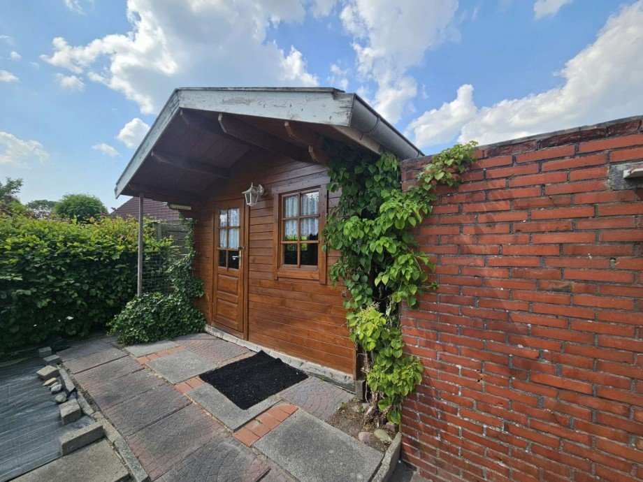 Blockh�tte Mehrfamilienhaus Jemgum