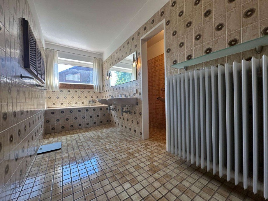 Badezimmer EG I Einfamilienhaus Weener