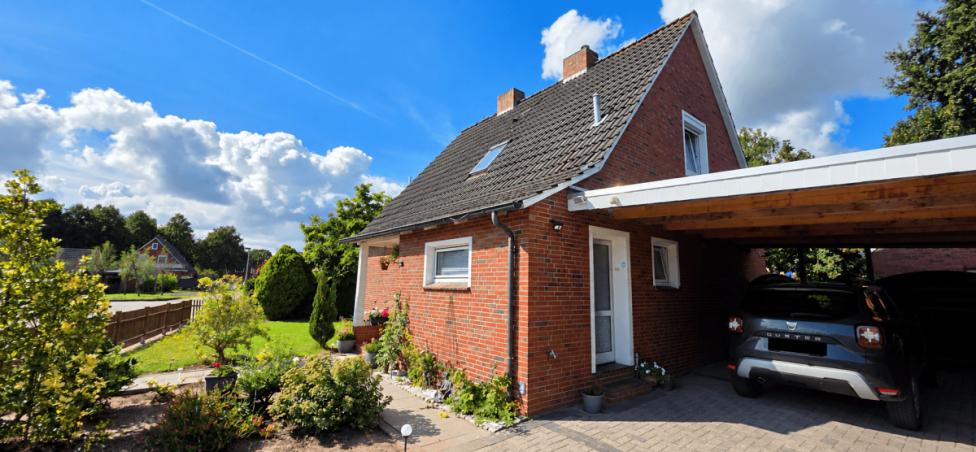 Eingangsbereich und Nebeneingang Einfamilienhaus Weener