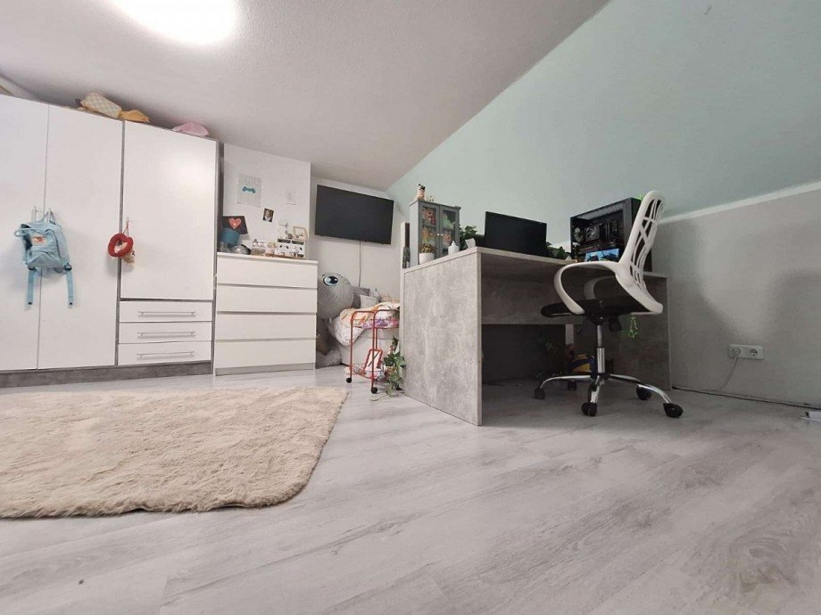 Schlafzimmer OG Doppelhaush�lfte Weener