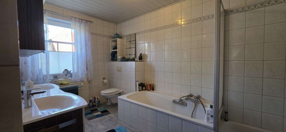 Badezimmer Einfamilienhaus Westoverledingen