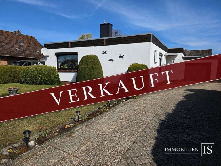 verkauft Weener Einfamilienhaus Solides Flachdachhaus mit Gartenidylle in angenehmer Wohnlage