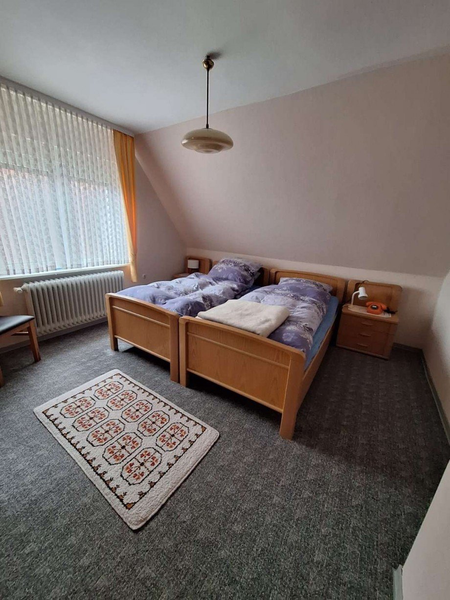 Schlafzimmer OG Einfamilienhaus Weener