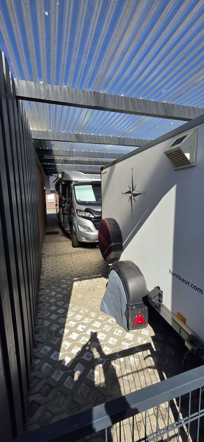 Wohnmobilcarport Einfamilienhaus Weener