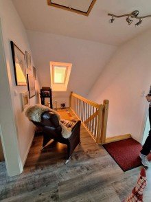 Flur OG Junges, modernes EFH in ruhiger Lage!