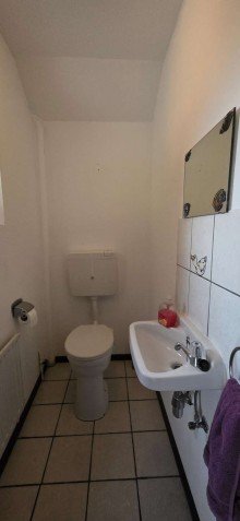 WC Charmantes renovierungsbed�rftiges Fehnhaus in ruhiger Sackgasse - Ihr kreatives Paradies in Weener
