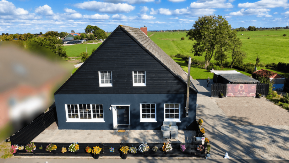 Westgiebel Zweifamilienhaus Bunde