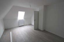 Zimmer OG links Freistehender Bungalow - modernisiert und idyllisch gelegen