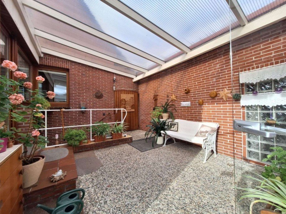 �berdachte Terrasse Einfamilienhaus Weener
