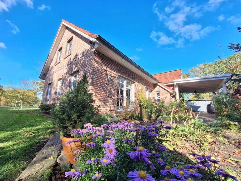 Au�enansicht Westoverledingen Einfamilienhaus Naturnah wohnen - Komfortvoll leben