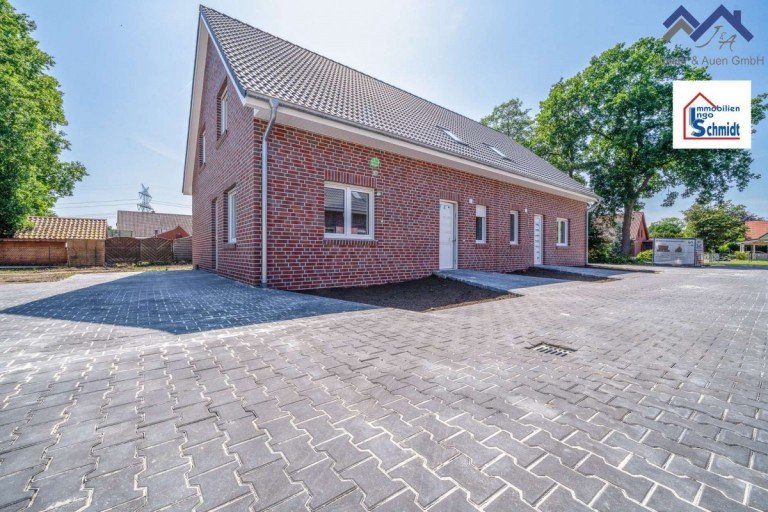 Dorfstra�e hinten-1 new I Weener Doppelhaush�lfte Traumhaftes Neubau-Doppelhaus in Stapelmoorerheide