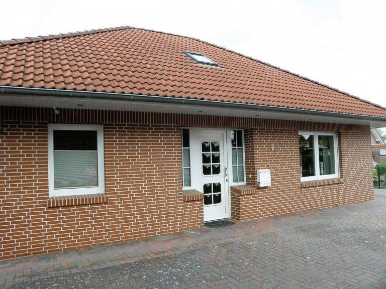 Hauptansicht Weener Einfamilienhaus Feiner Bungalow sucht neue Bewohner !