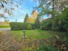 Vorgarten Freistehendes EFH mit gro�em Garten und Weitblick in Hafenn�he