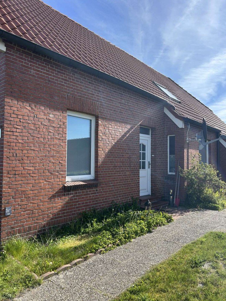 Au�enansicht Weener Wohnung Moderne, junge 2-Zimmerwohnung sucht Mieter!