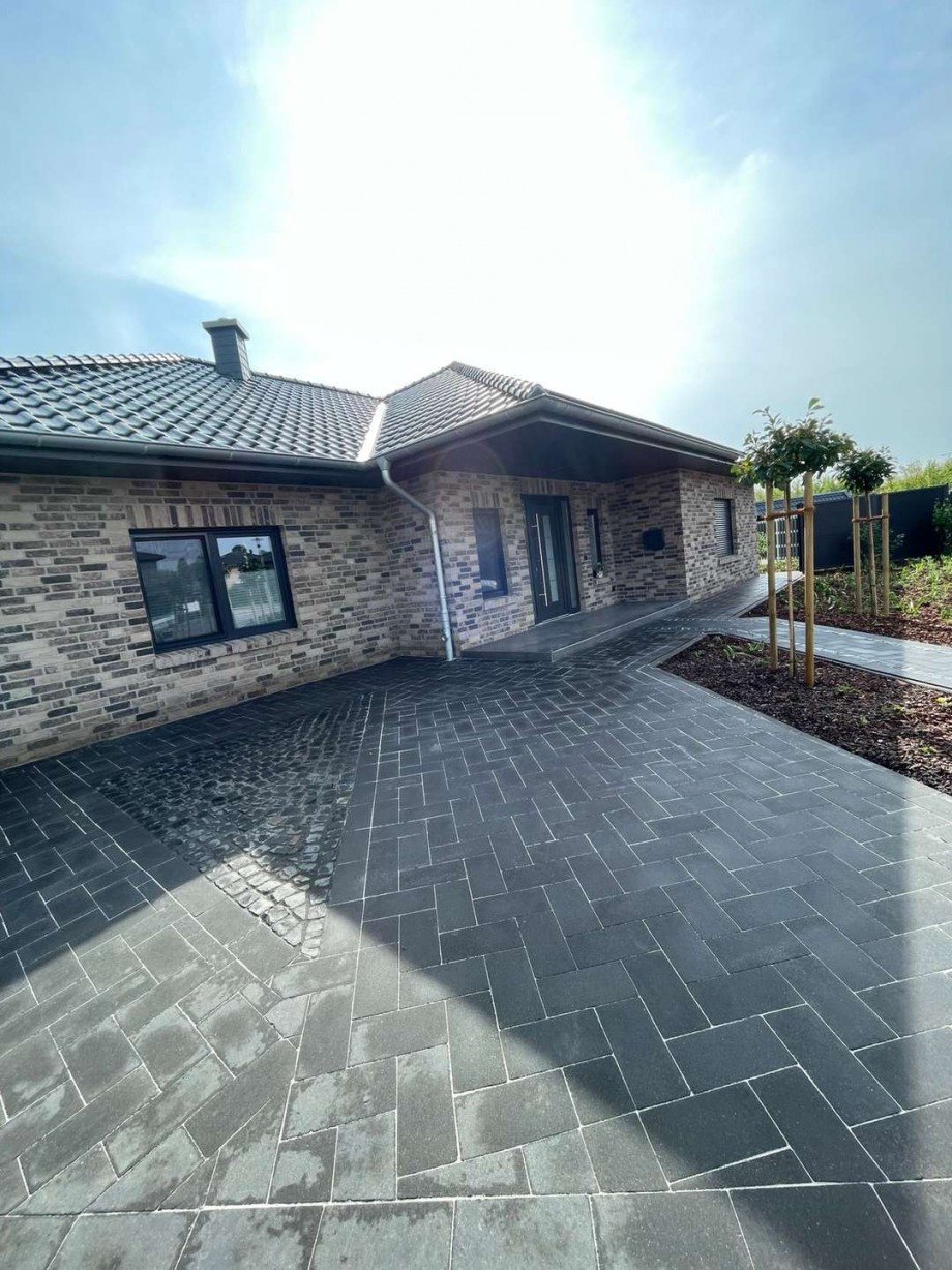 Stra�enansicht Bungalow Weener