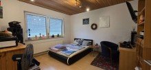 Schlafzimmer EG  Investieren Sie in Geborgenheit: Zweifamilienhaus in familienfreundlicher Siedlung!