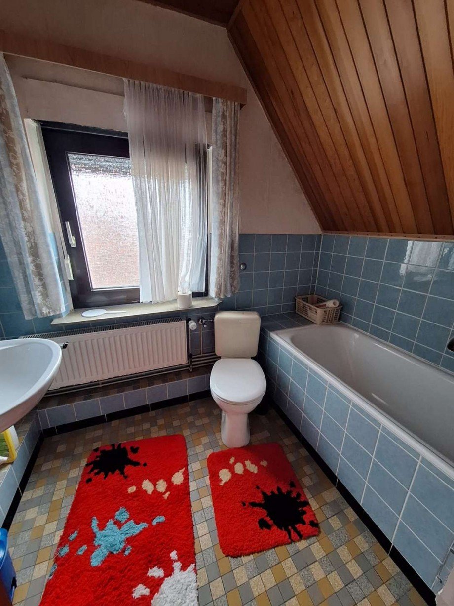 Badezimmer OG Einfamilienhaus Weener